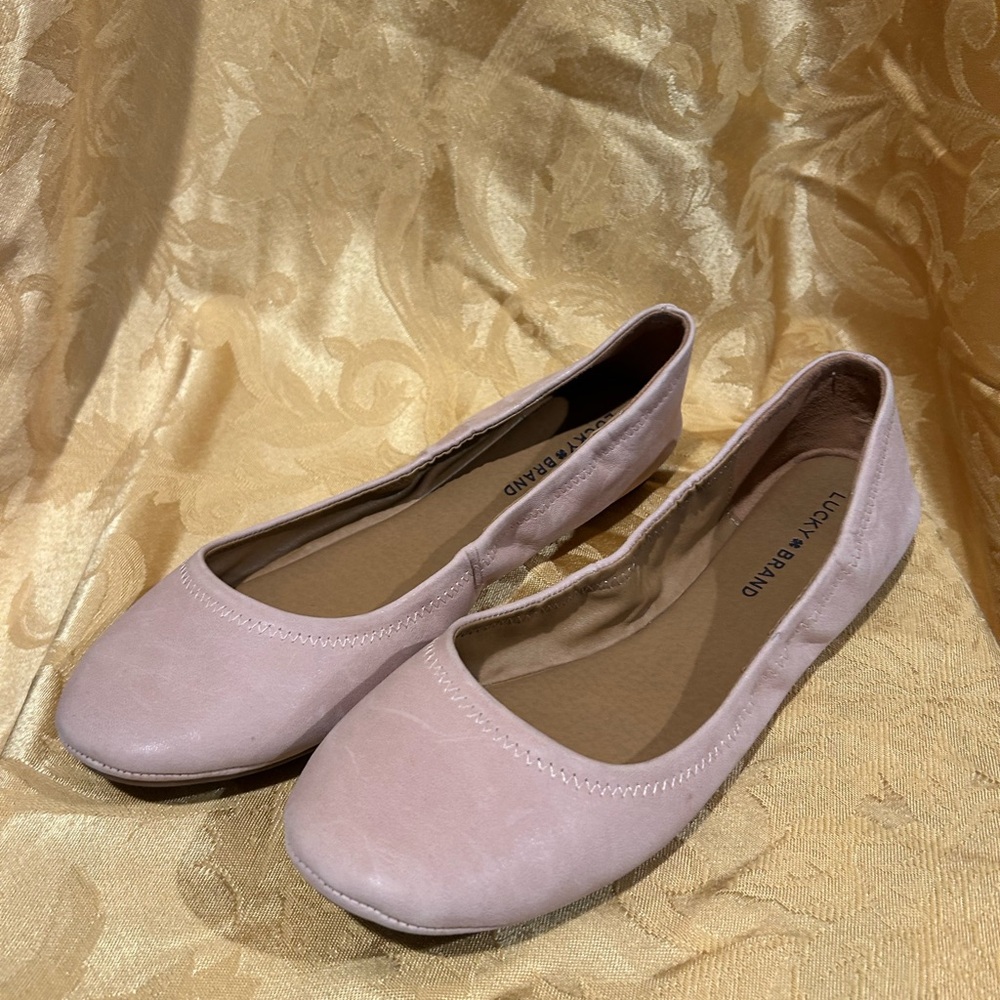 Lucky Brand Women's Cream Ballet Flats